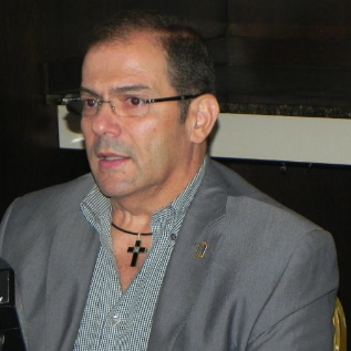 Carlos Luis González Wolf