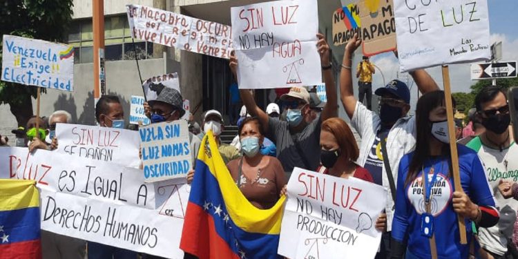 Ciudadanía se activó para exigir respuesta por apagones que se repiten en todo el país