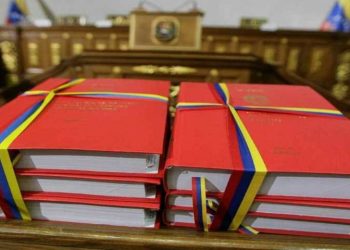 Transparencia Venezuela: Presupuesto de 2023 no alcanza ni para remedio